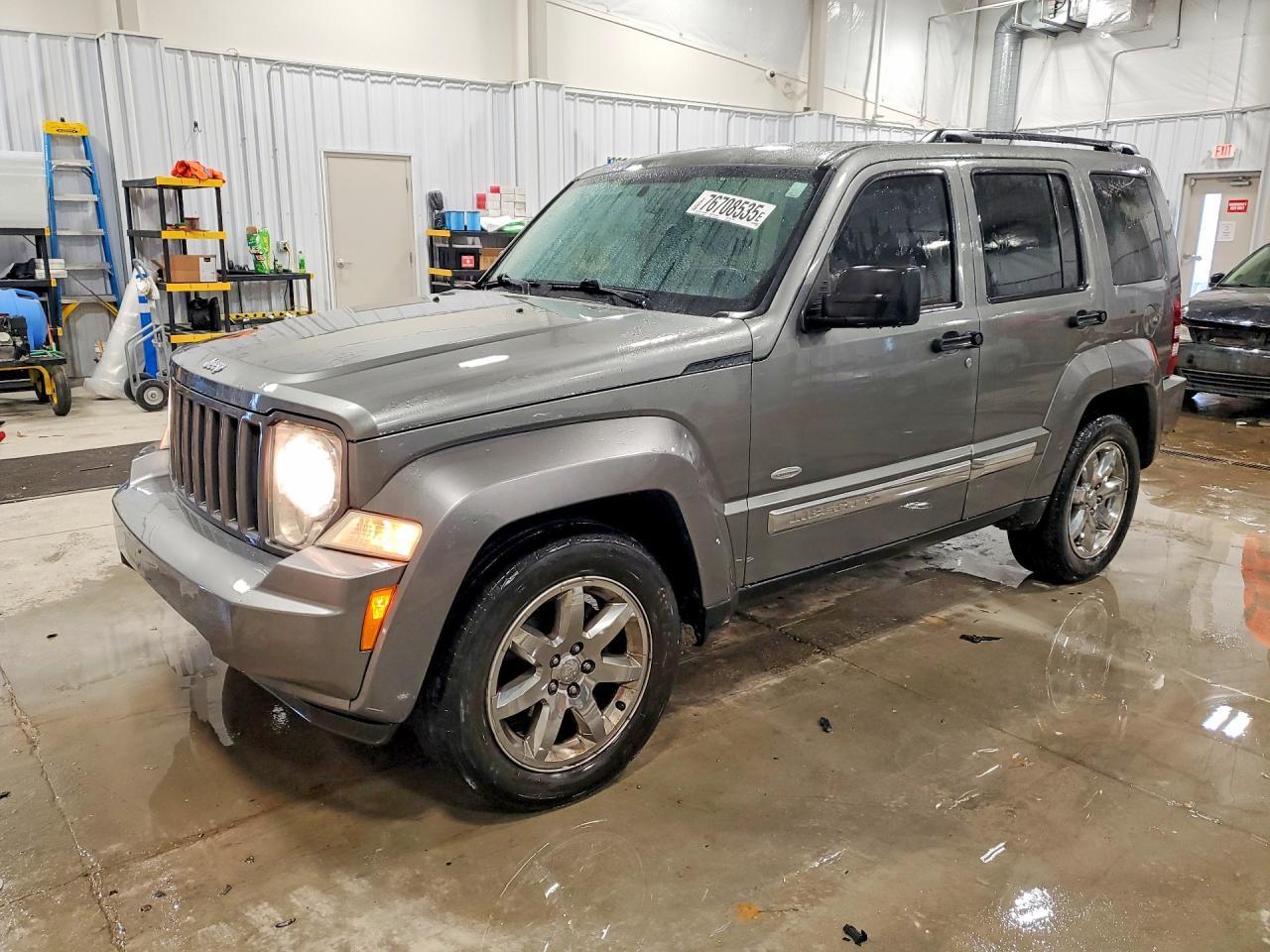 2012 JEEP Liberty