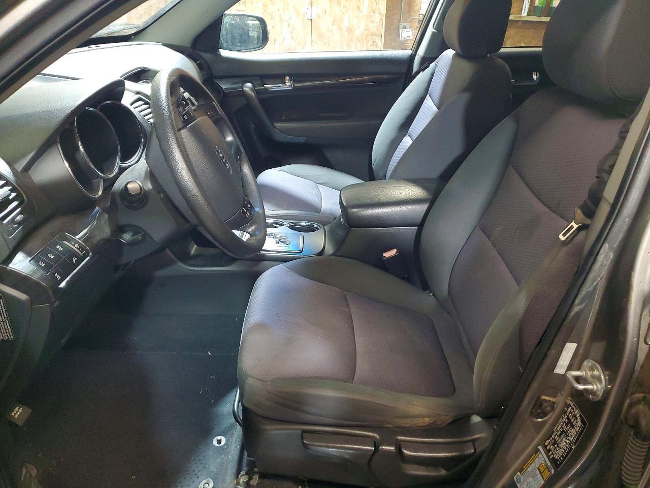 2011 KIA SORENTO