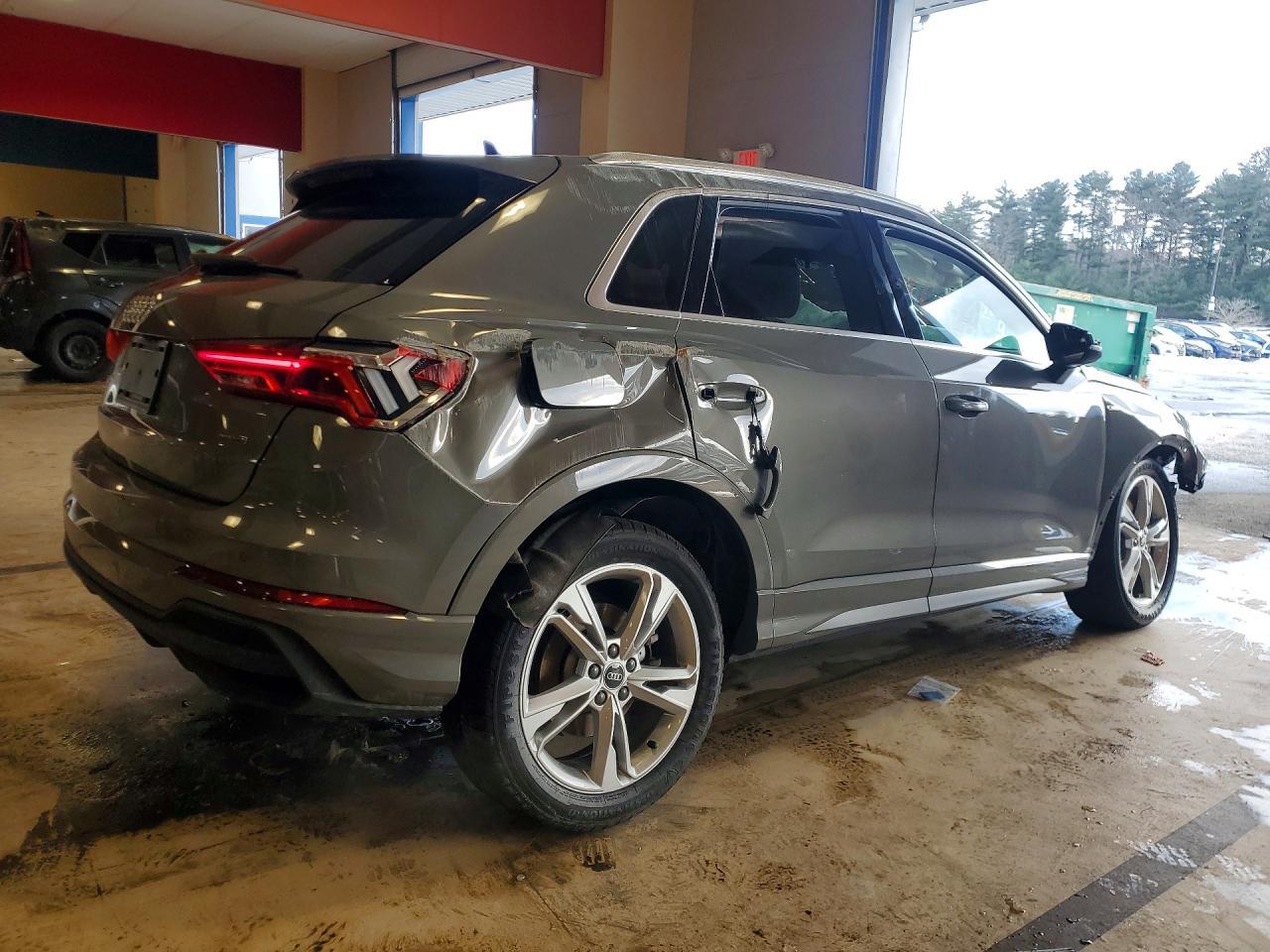 2023 AUDI Q3