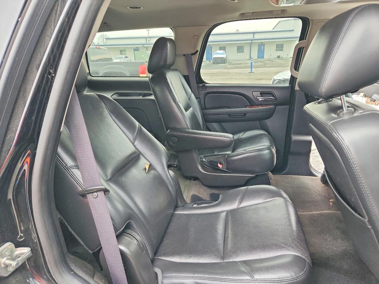 2014 CHEVROLET Tahoe