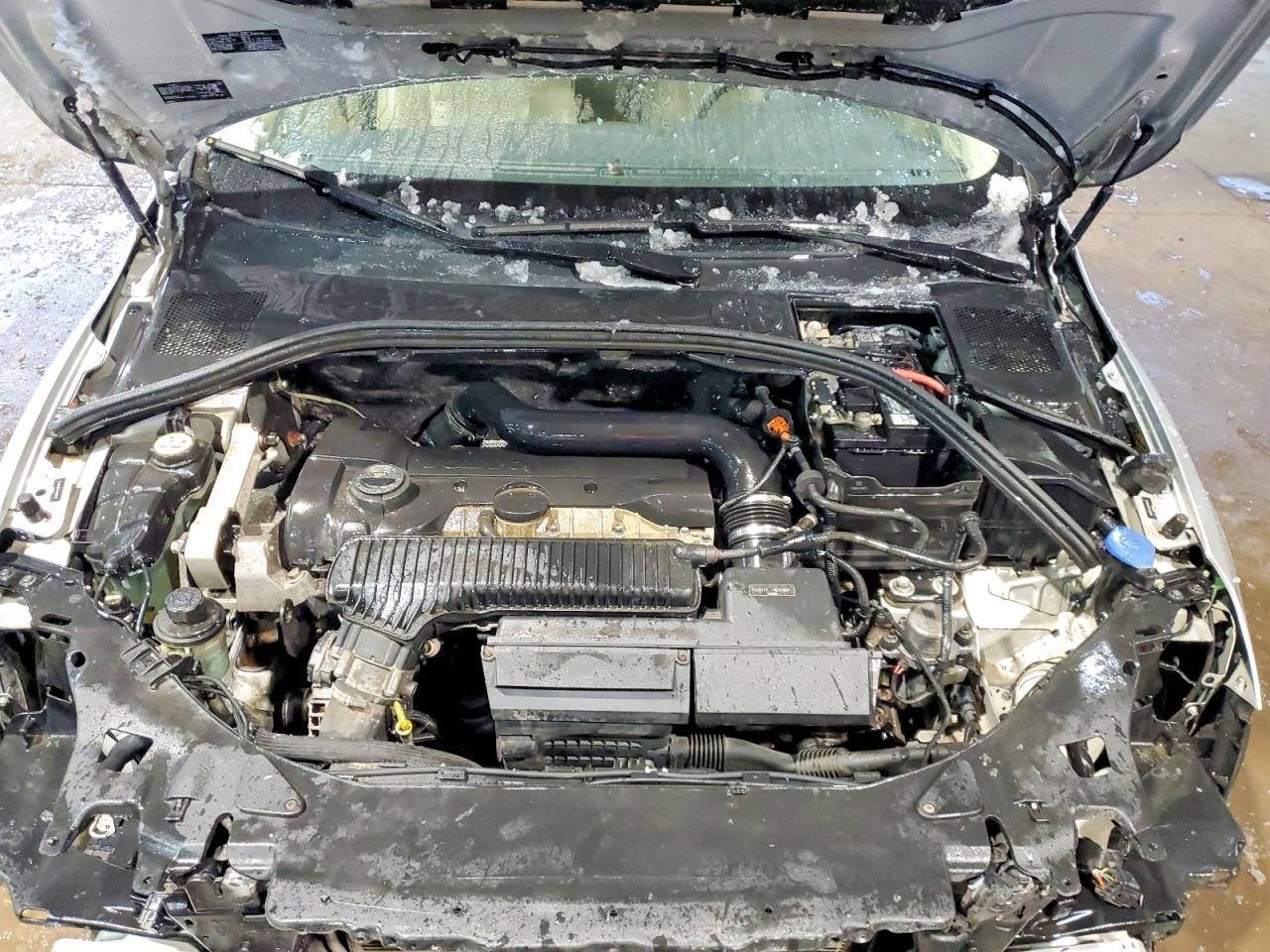 2012 VOLVO S60