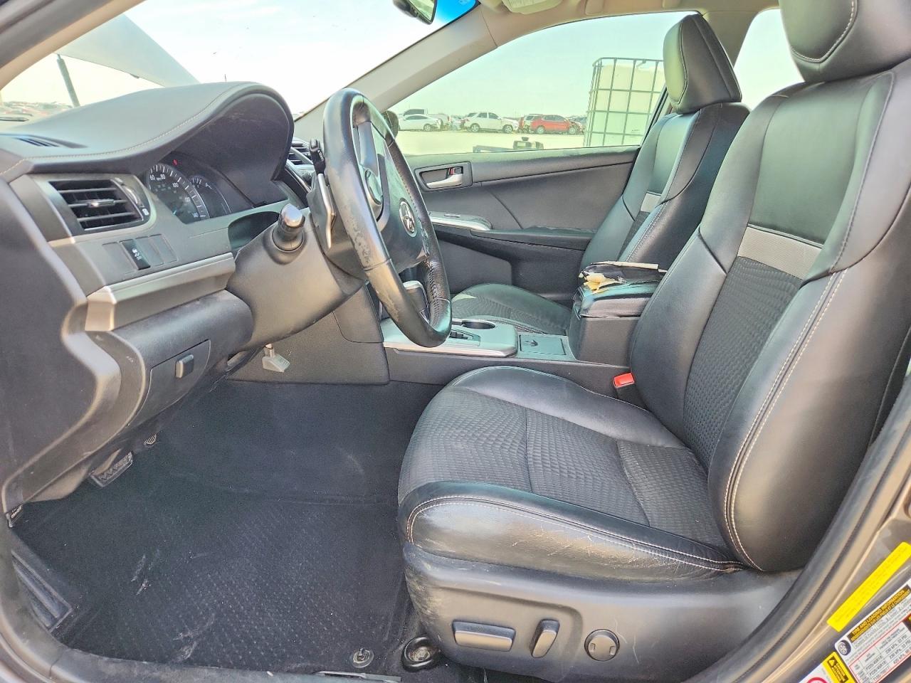 2012 TOYOTA CAMRY