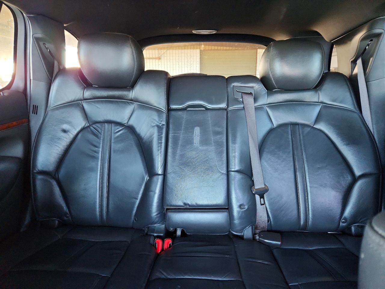 2014 LINCOLN MKT