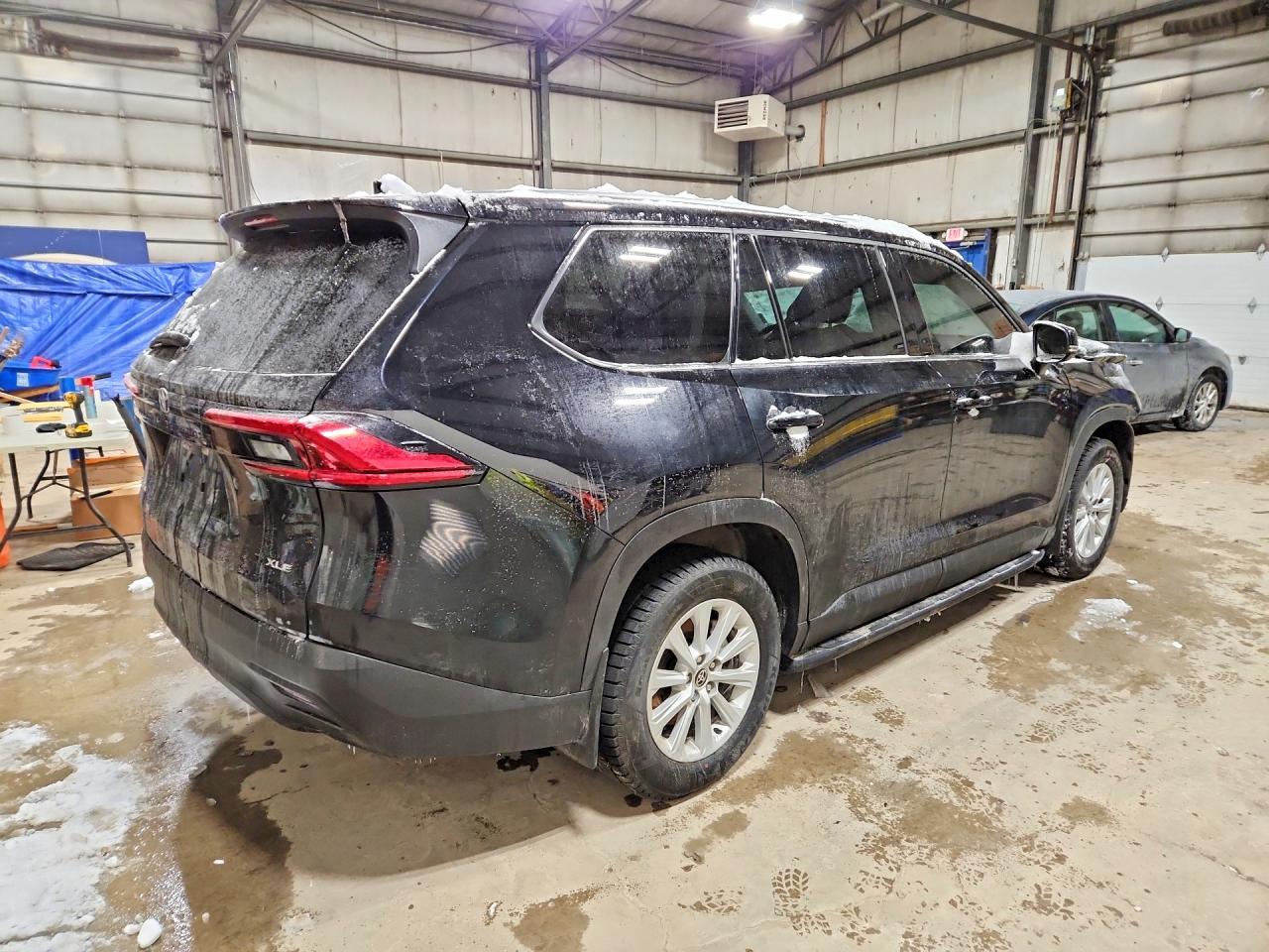 2024 TOYOTA HIGHLANDER