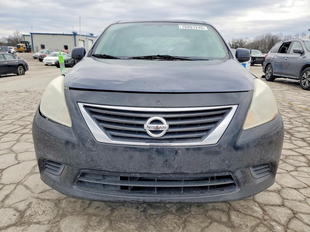 2013 NISSAN VERSA