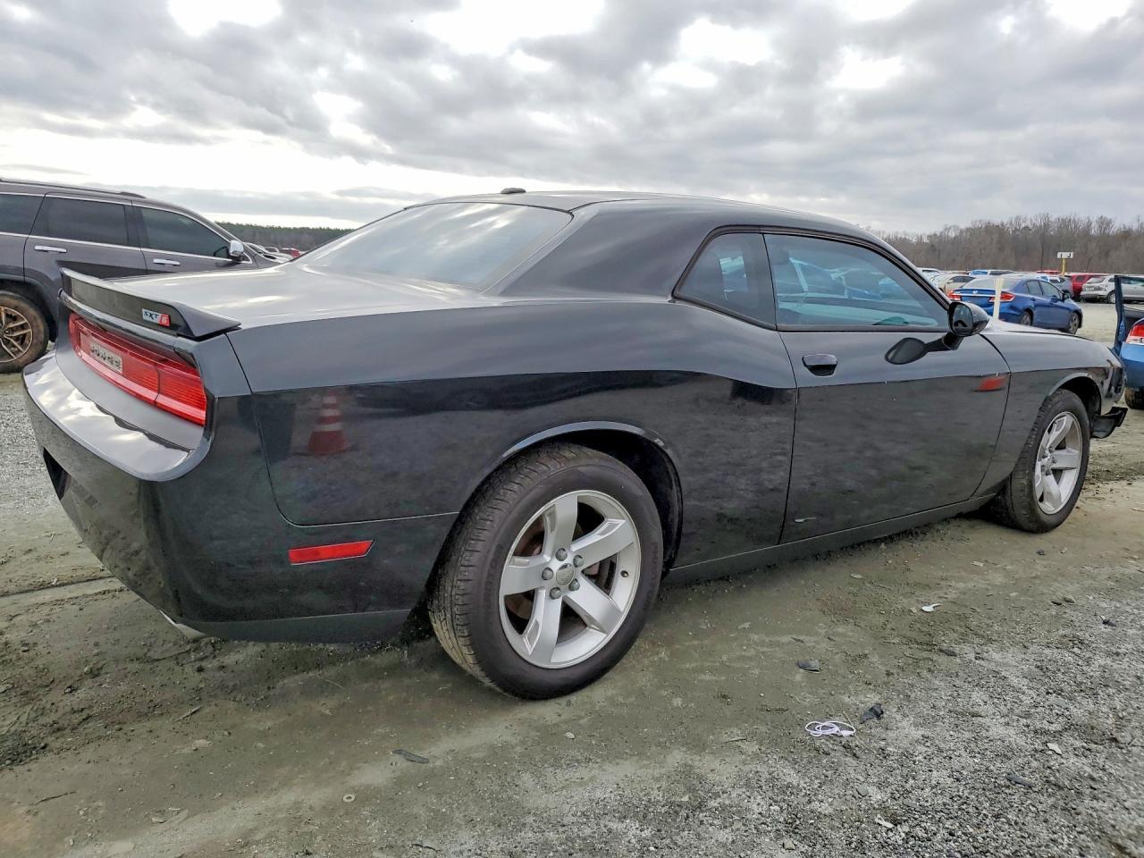 2011 DODGE Challenger
