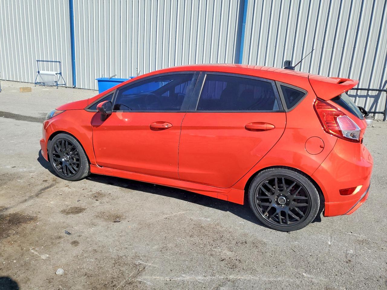 2015 FORD Fiesta