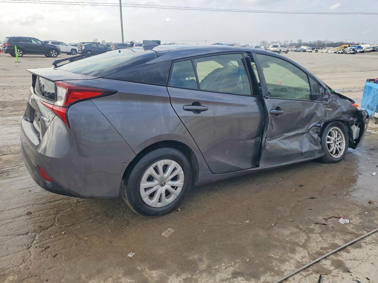 2019 TOYOTA PRIUS