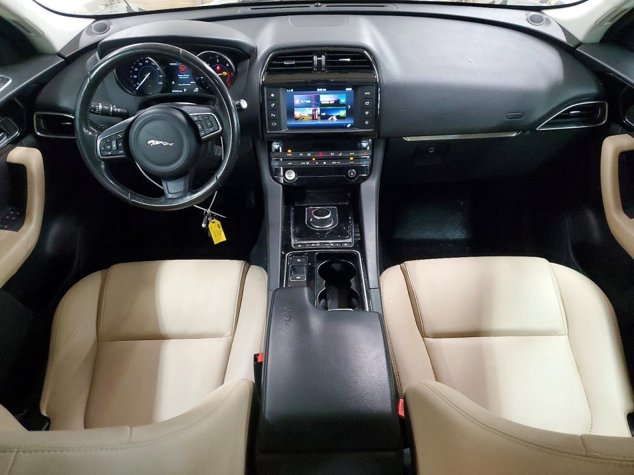 2018 JAGUAR F-Pace