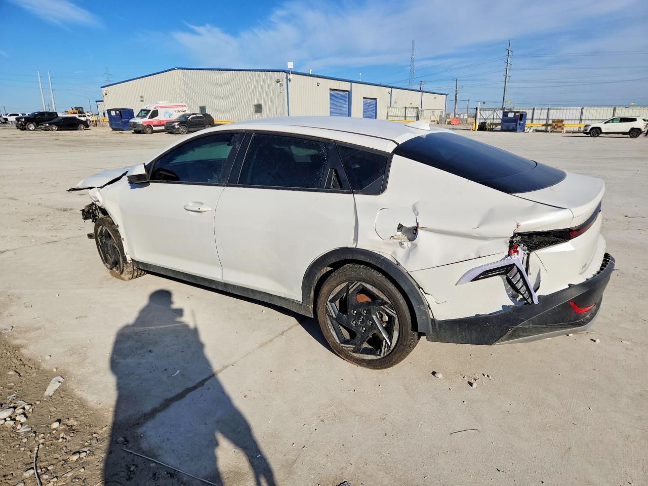2025 KIA K4