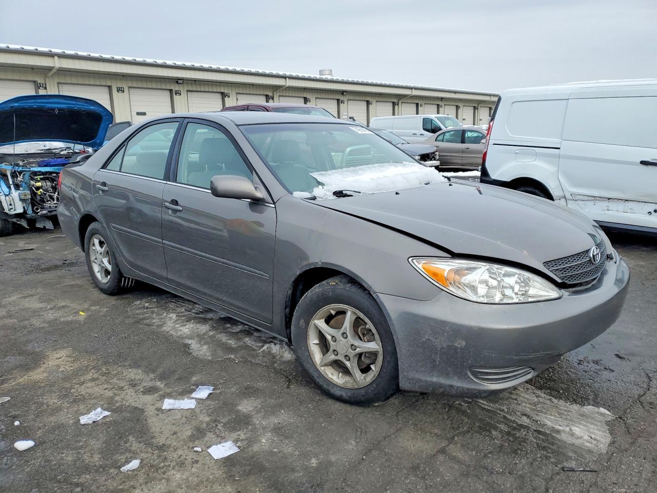 2002 TOYOTA CAMRY