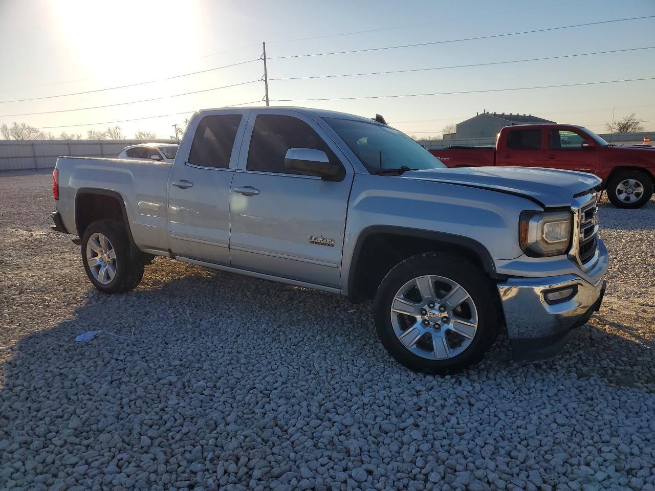 2016 GMC Sierra