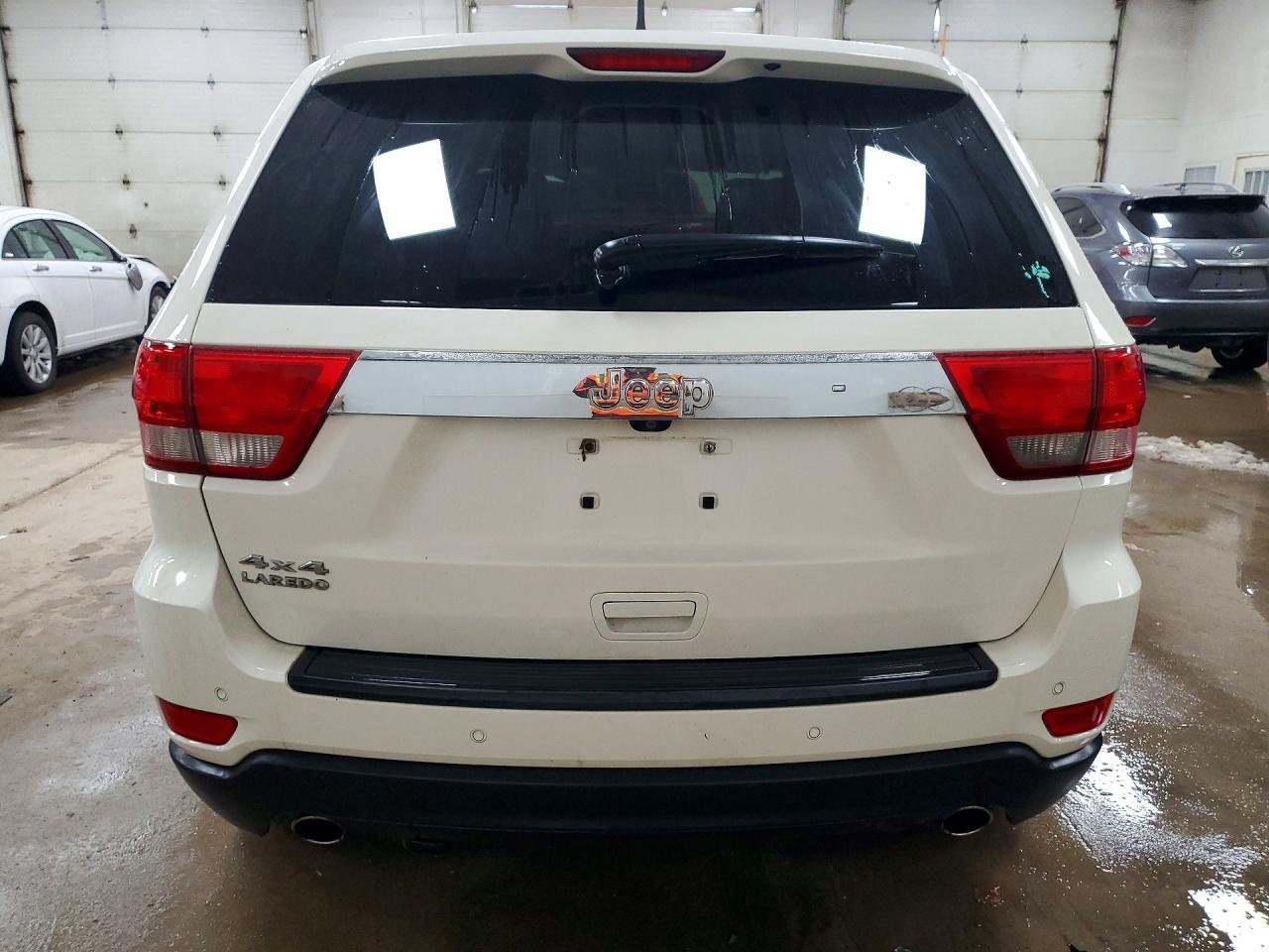 2011 JEEP Grand Cherokee
