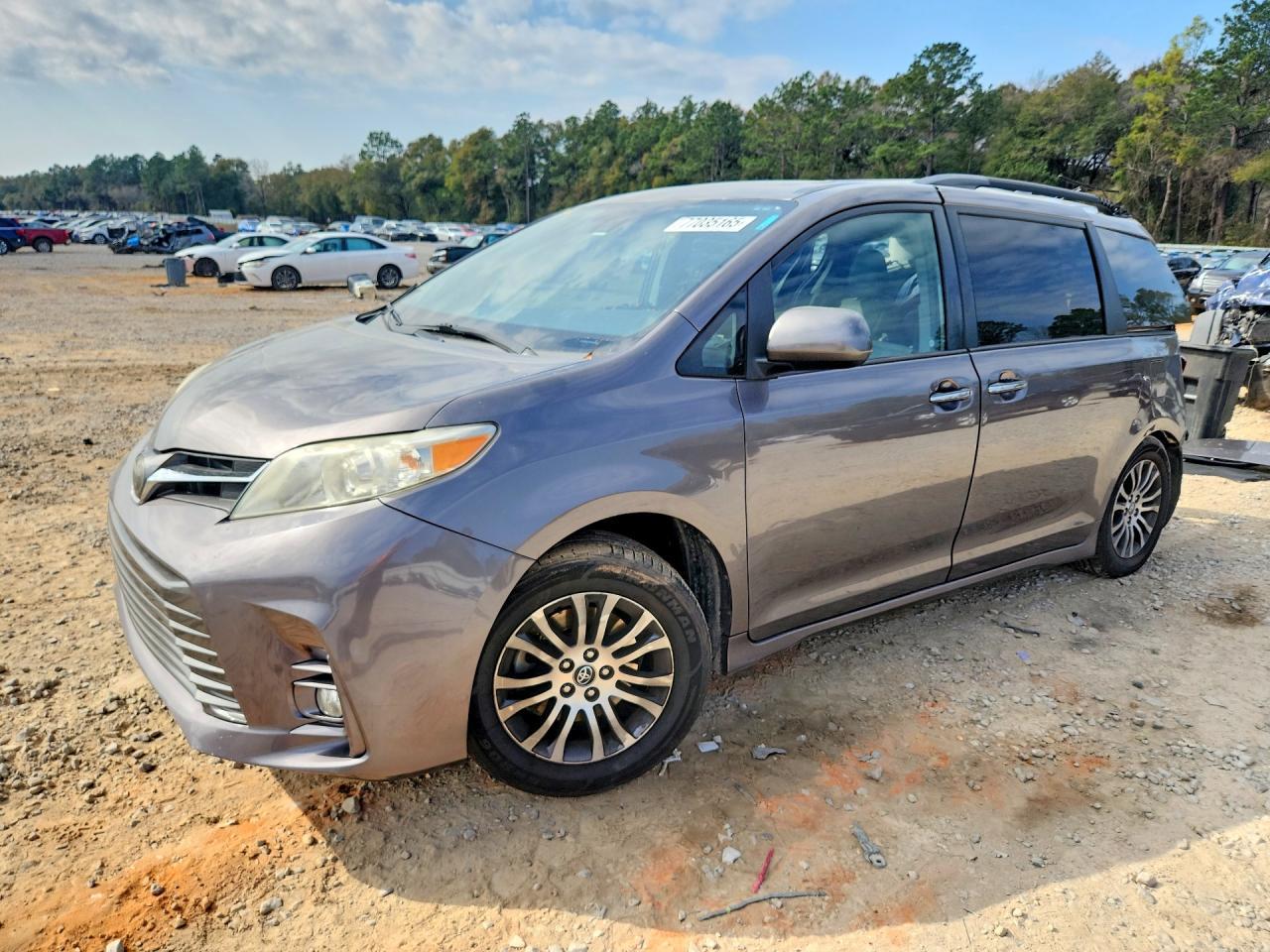2019 TOYOTA SIENNA