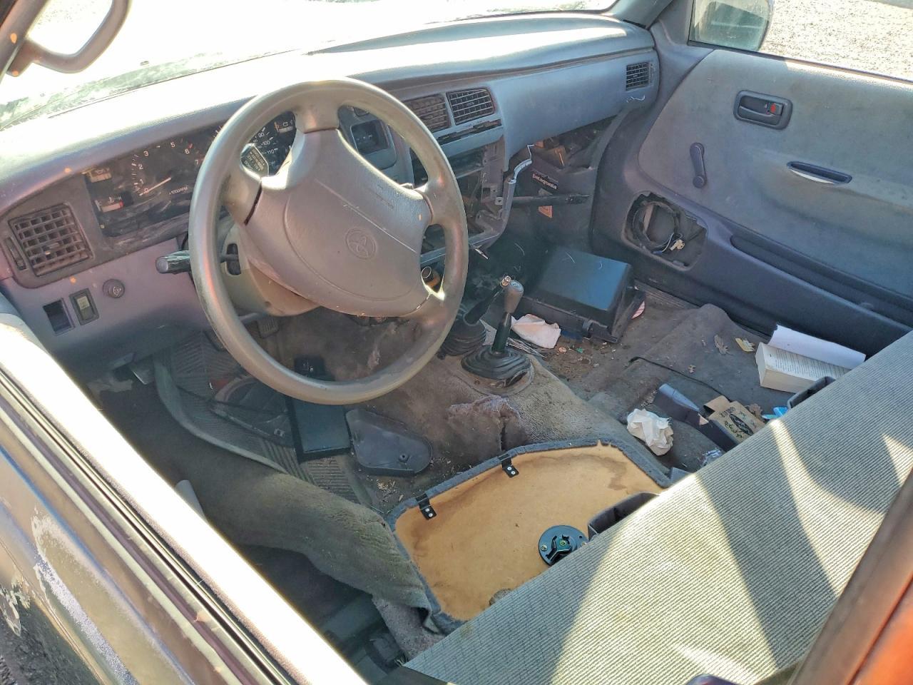 1998 TOYOTA T100