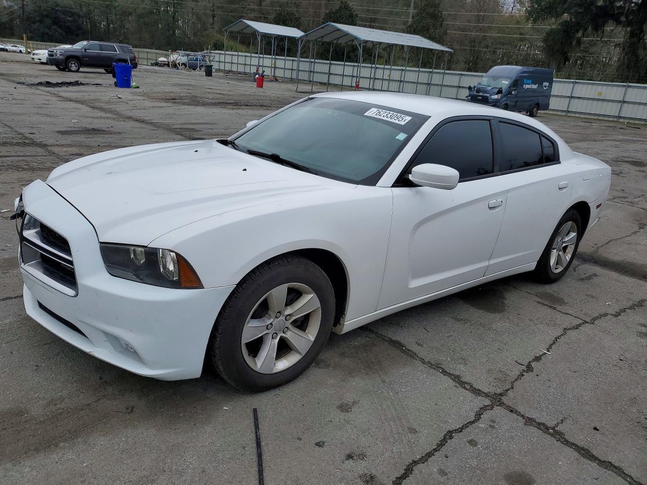 2011 DODGE CHARGER