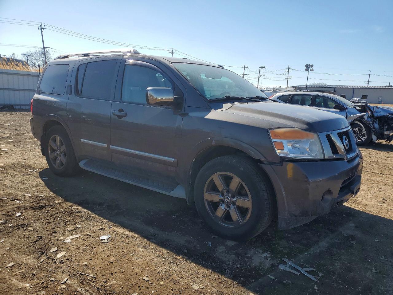 2014 NISSAN Armada