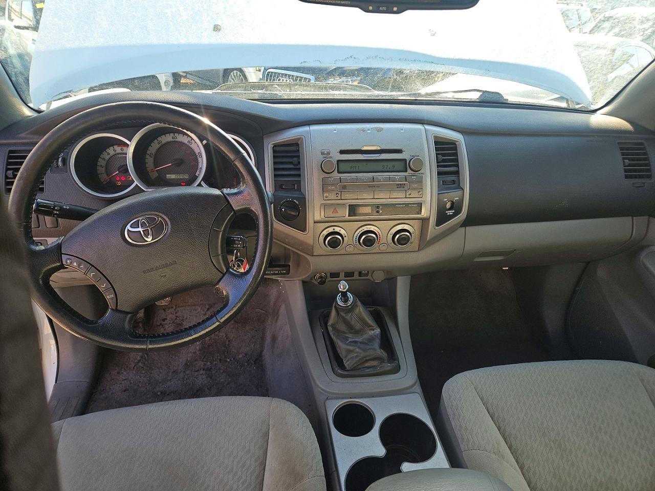 2011 TOYOTA TACOMA