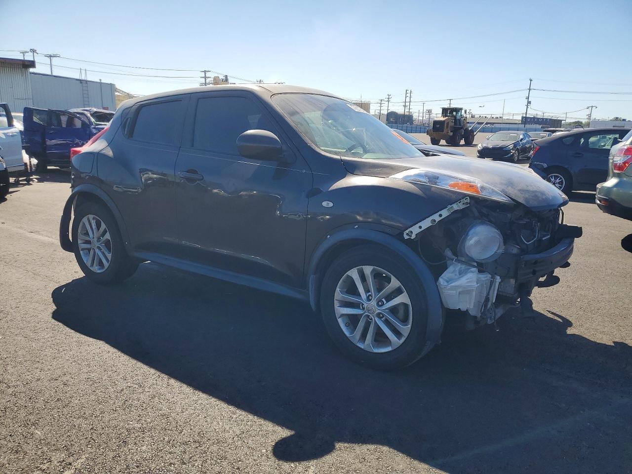 2013 NISSAN Juke