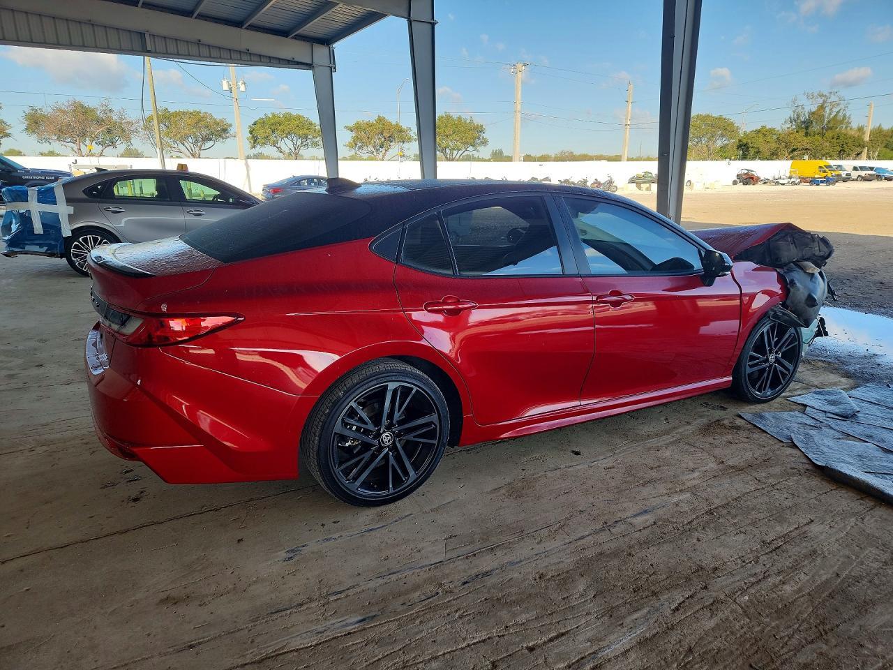 2025 TOYOTA CAMRY