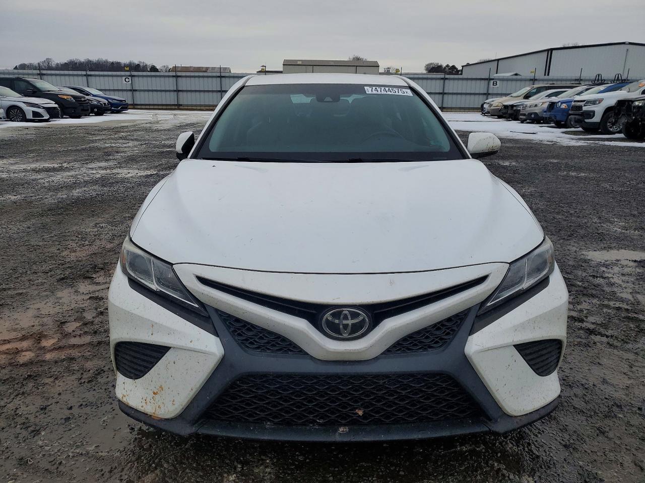 2018 TOYOTA CAMRY