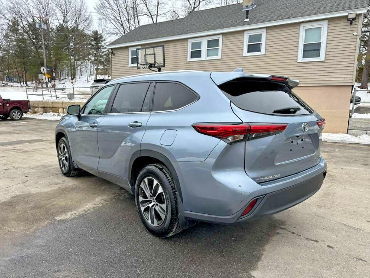2023 TOYOTA HIGHLANDER