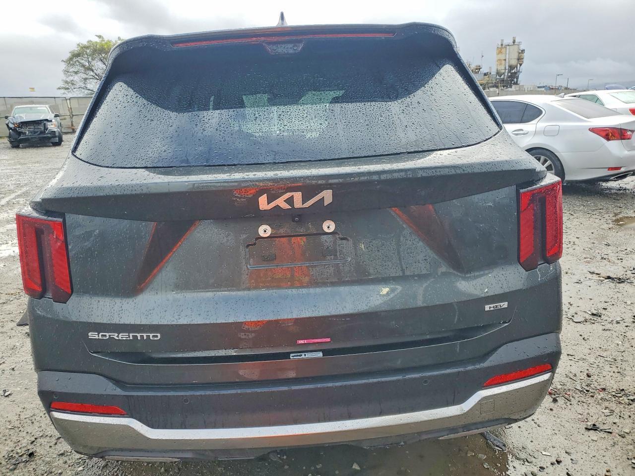 2025 KIA SORENTO