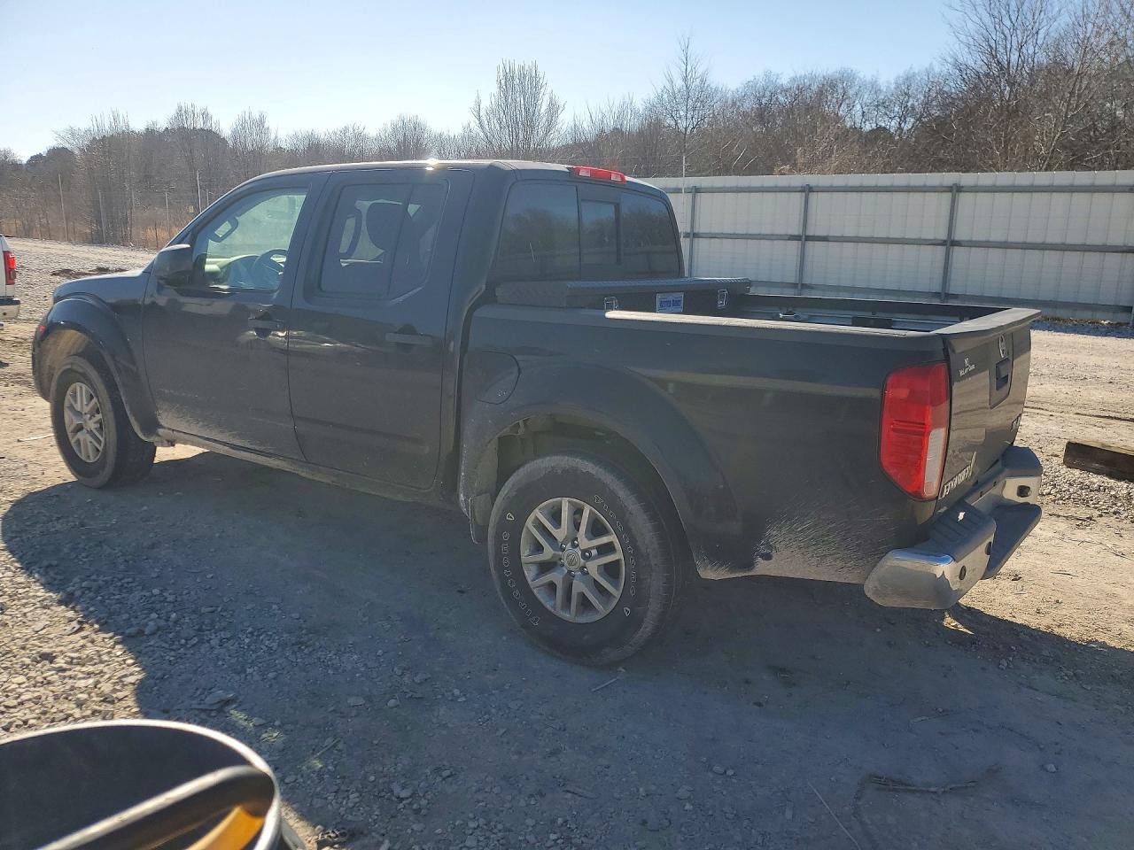 2015 NISSAN Frontier