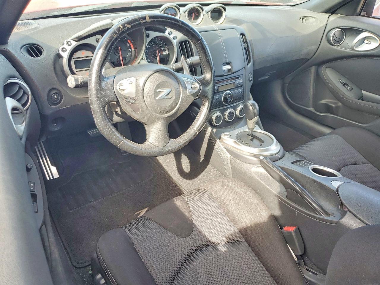 2011 NISSAN 370Z