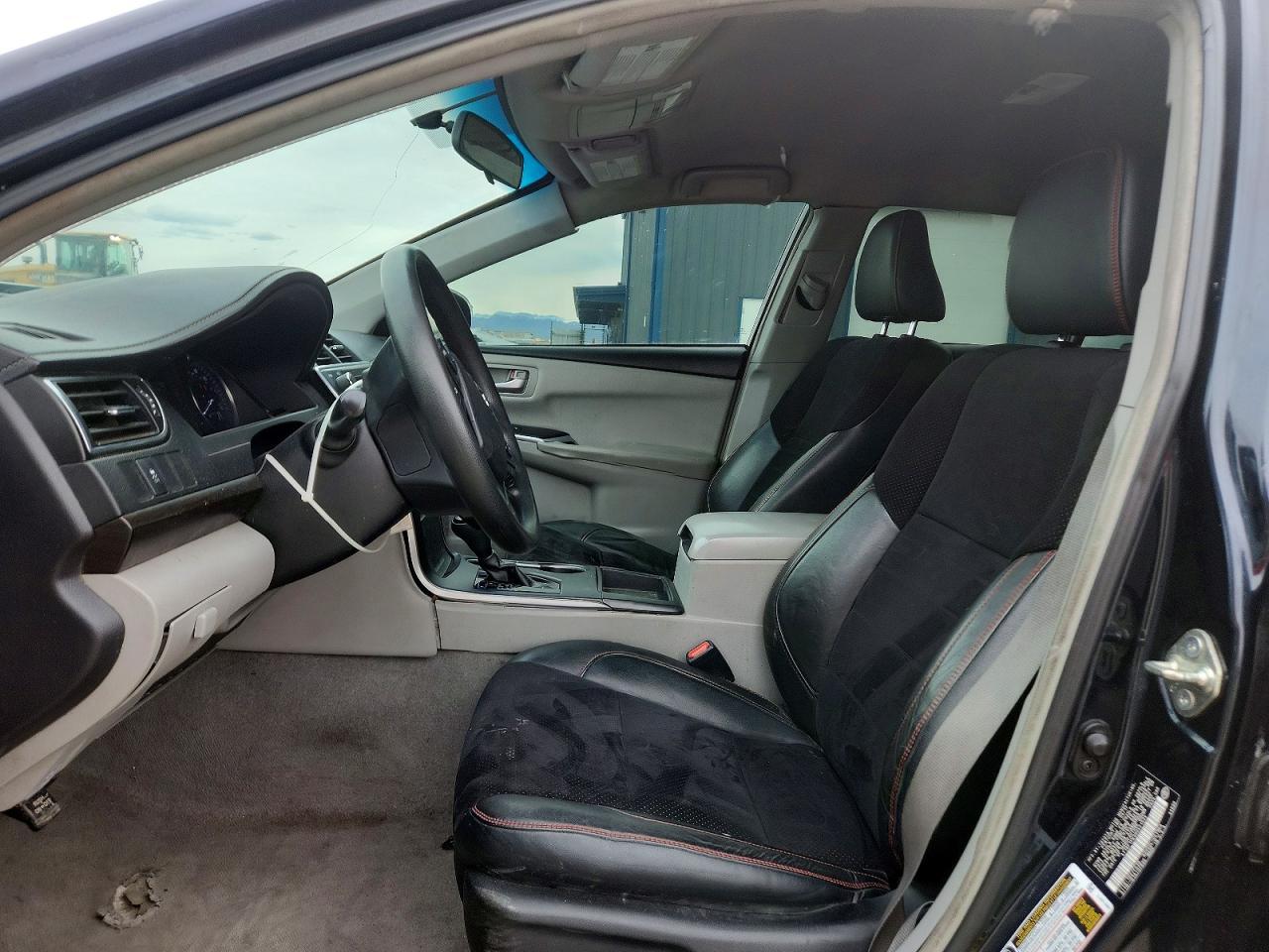 2017 TOYOTA CAMRY