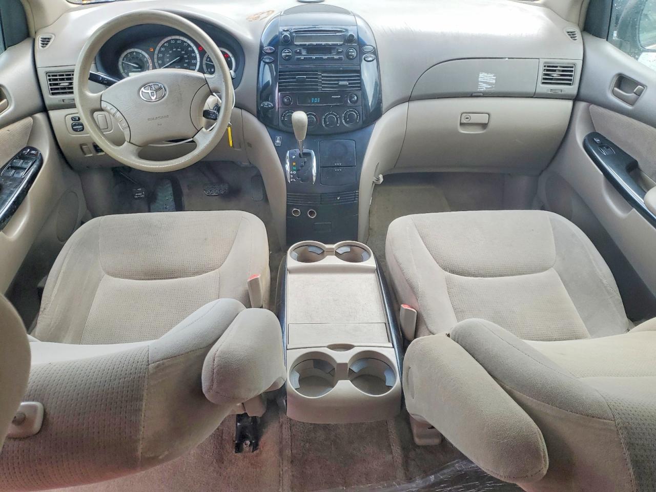 2005 TOYOTA SIENNA