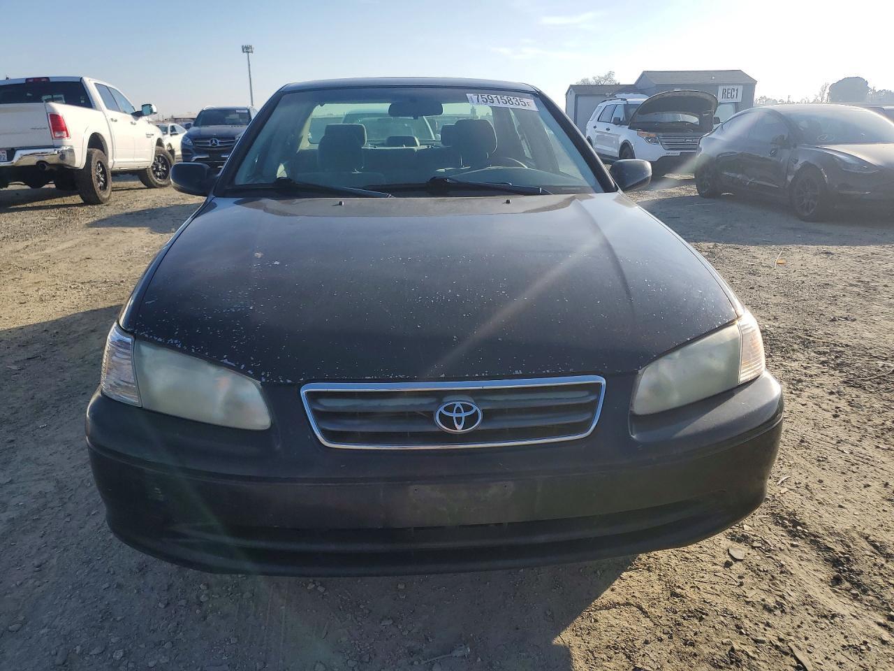 2001 TOYOTA CAMRY