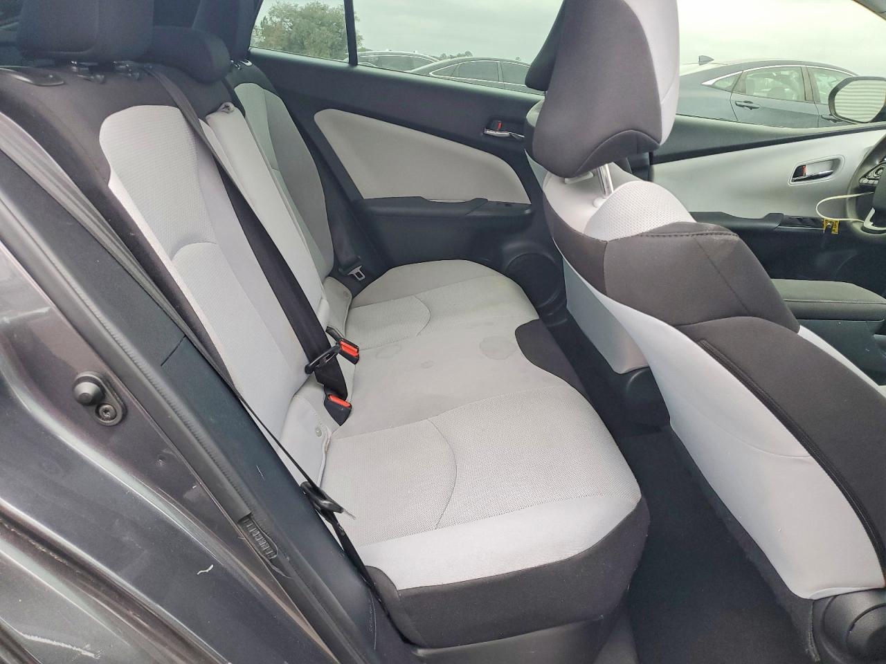 2021 TOYOTA PRIUS