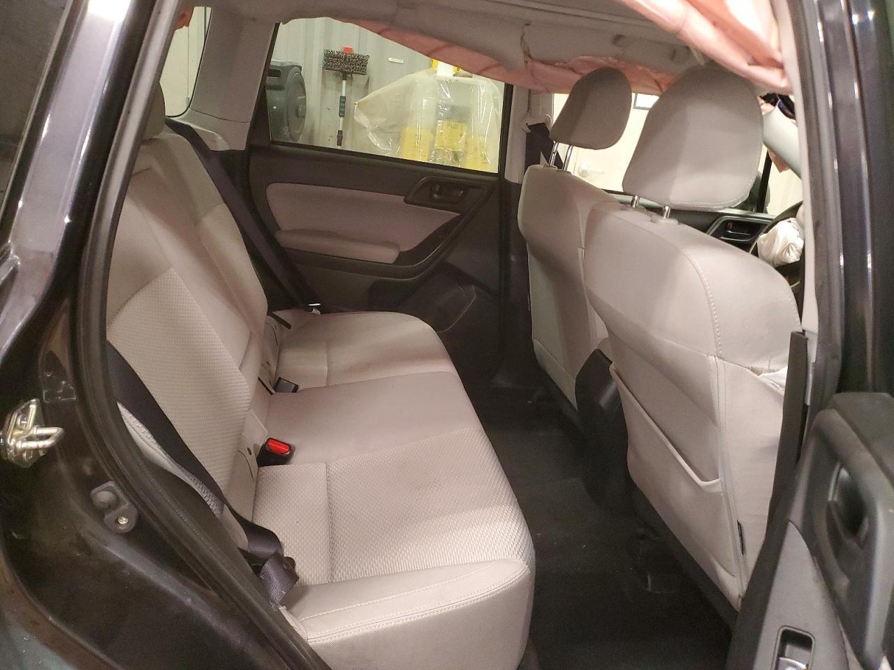 2018 SUBARU FORESTER