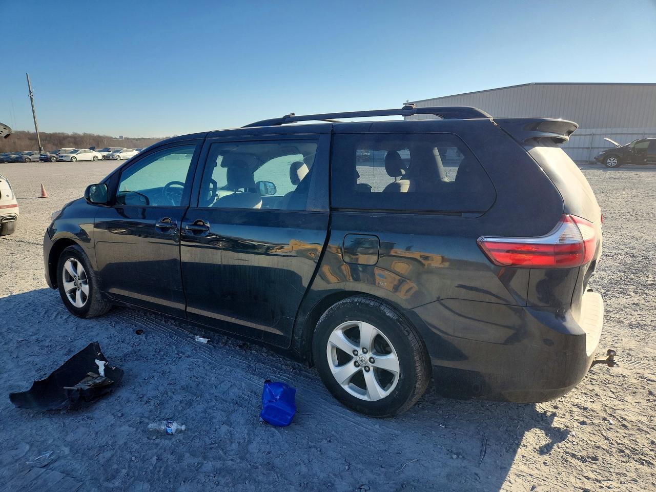 2015 TOYOTA SIENNA