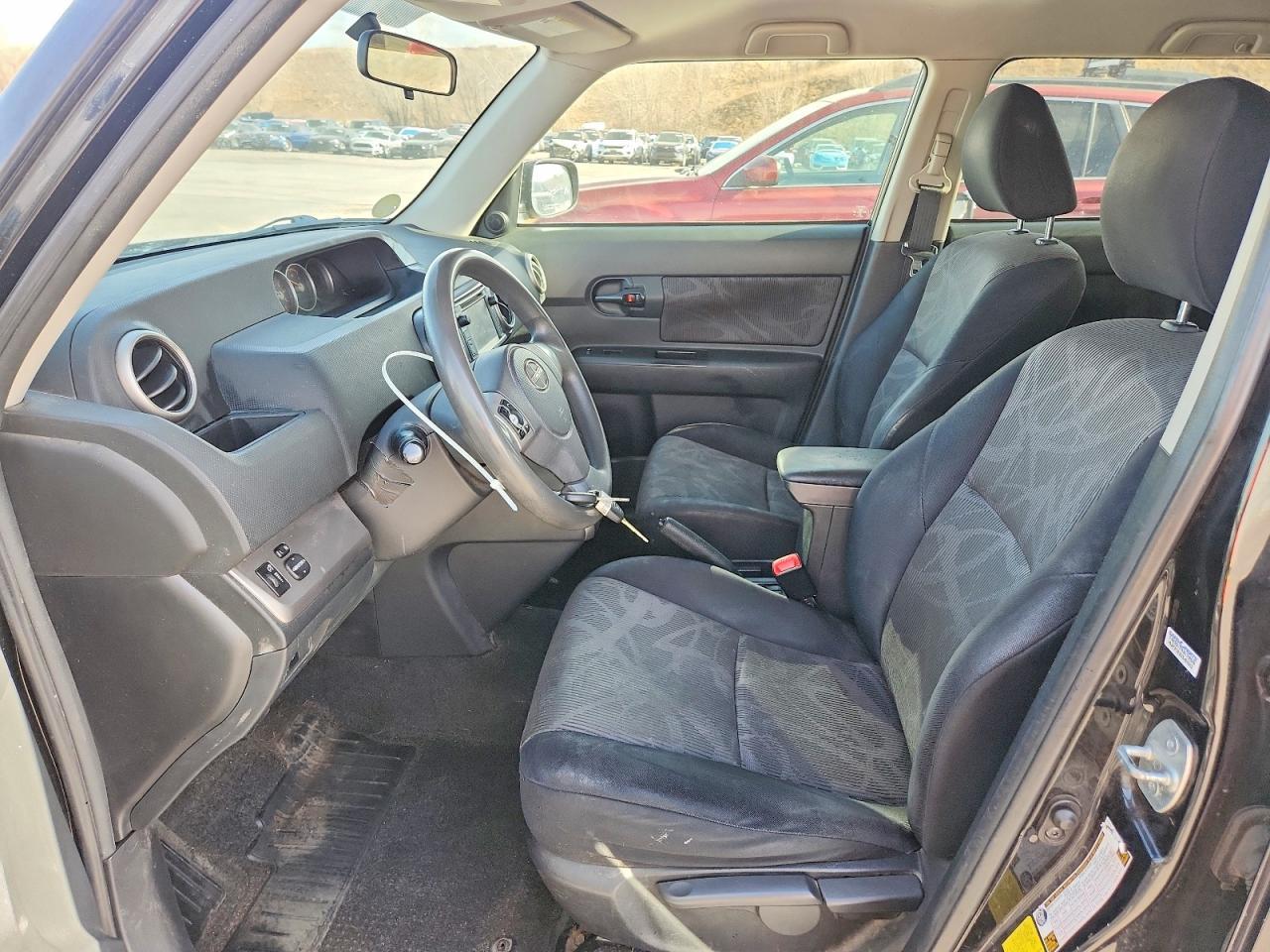 2013 TOYOTA SCION