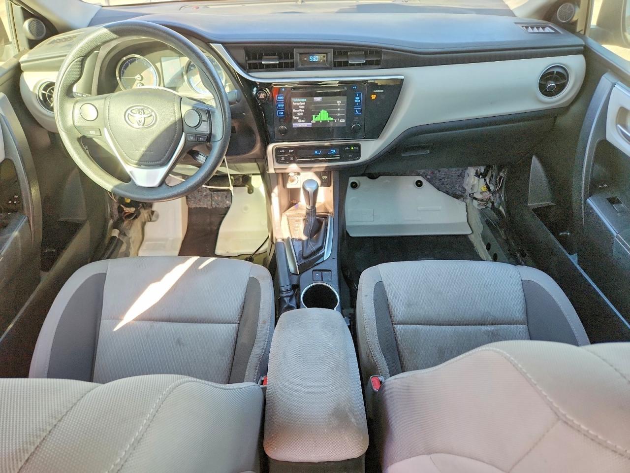 2017 TOYOTA COROLLA