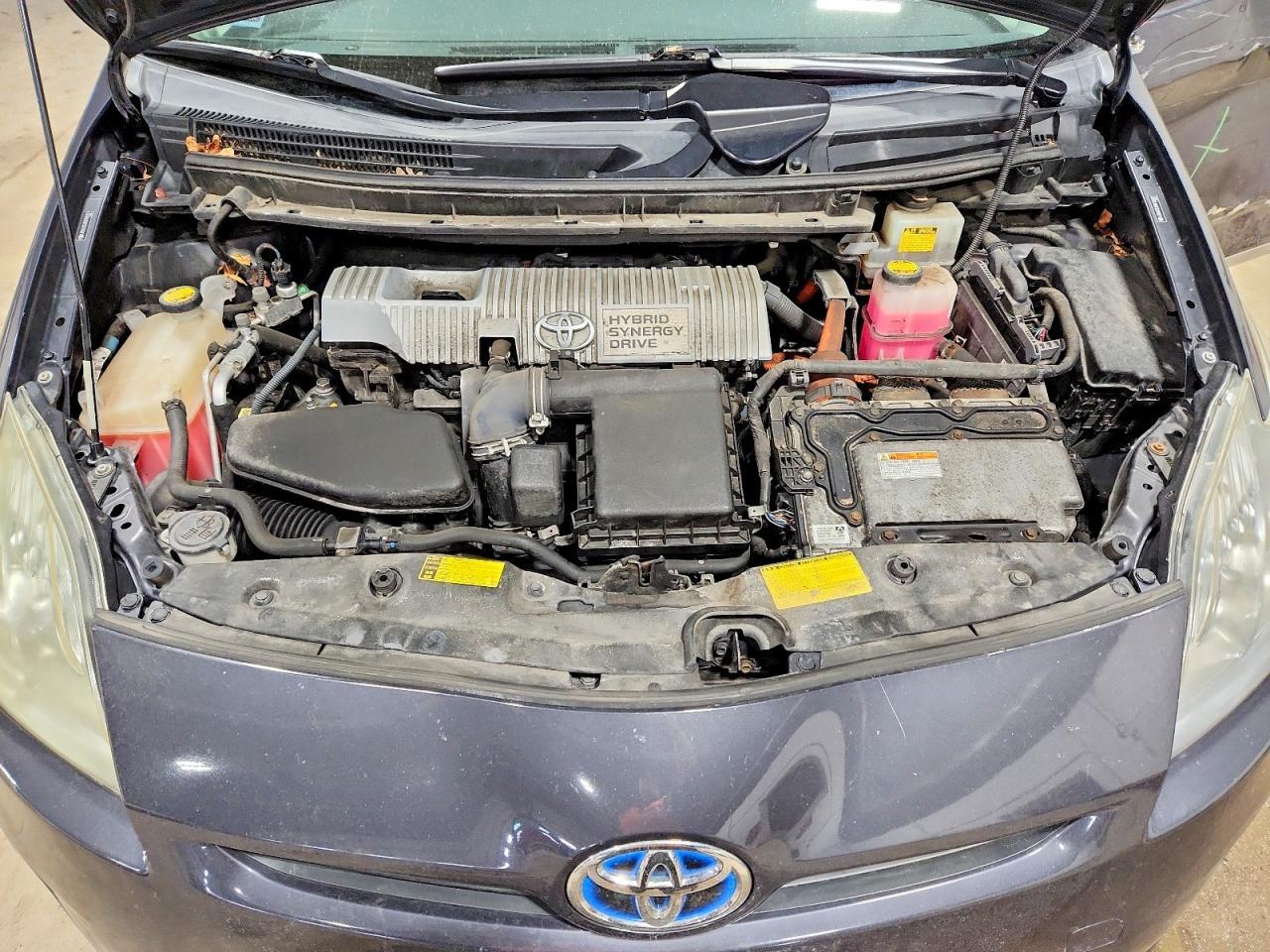 2011 TOYOTA PRIUS