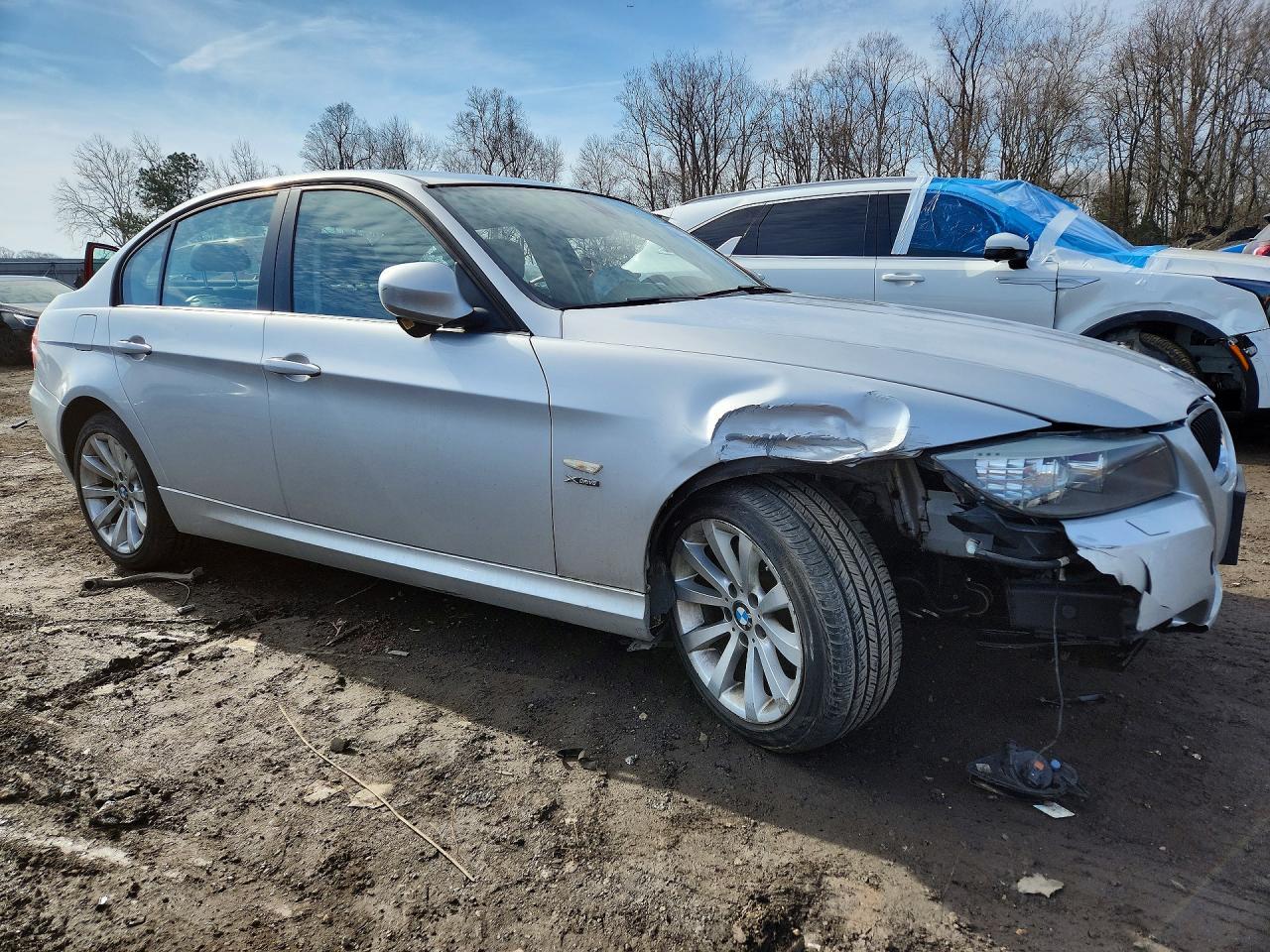 2011 BMW 3 SERIES