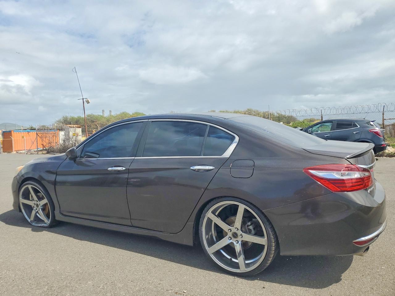 2016 HONDA ACCORD