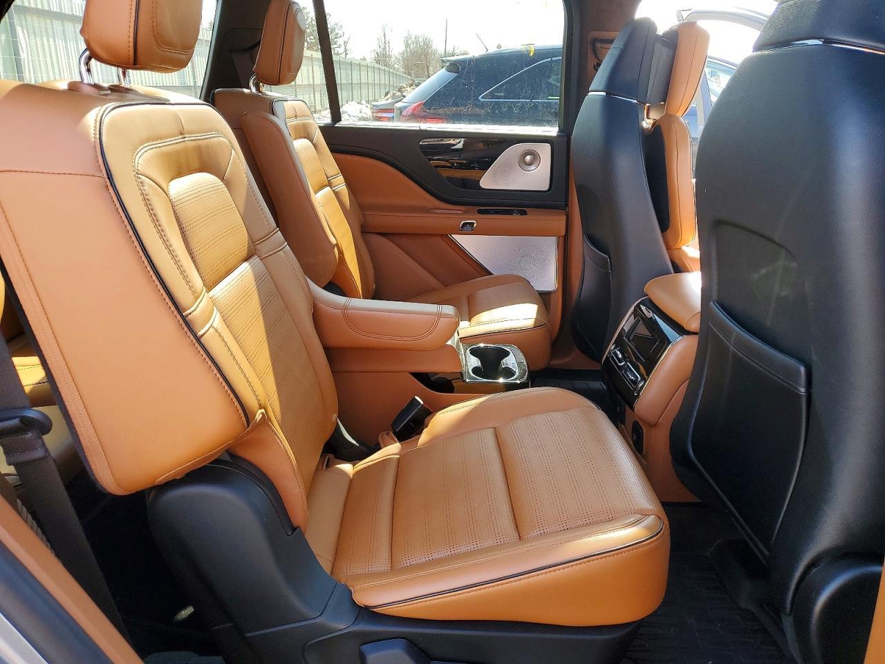 2022 LINCOLN Aviator