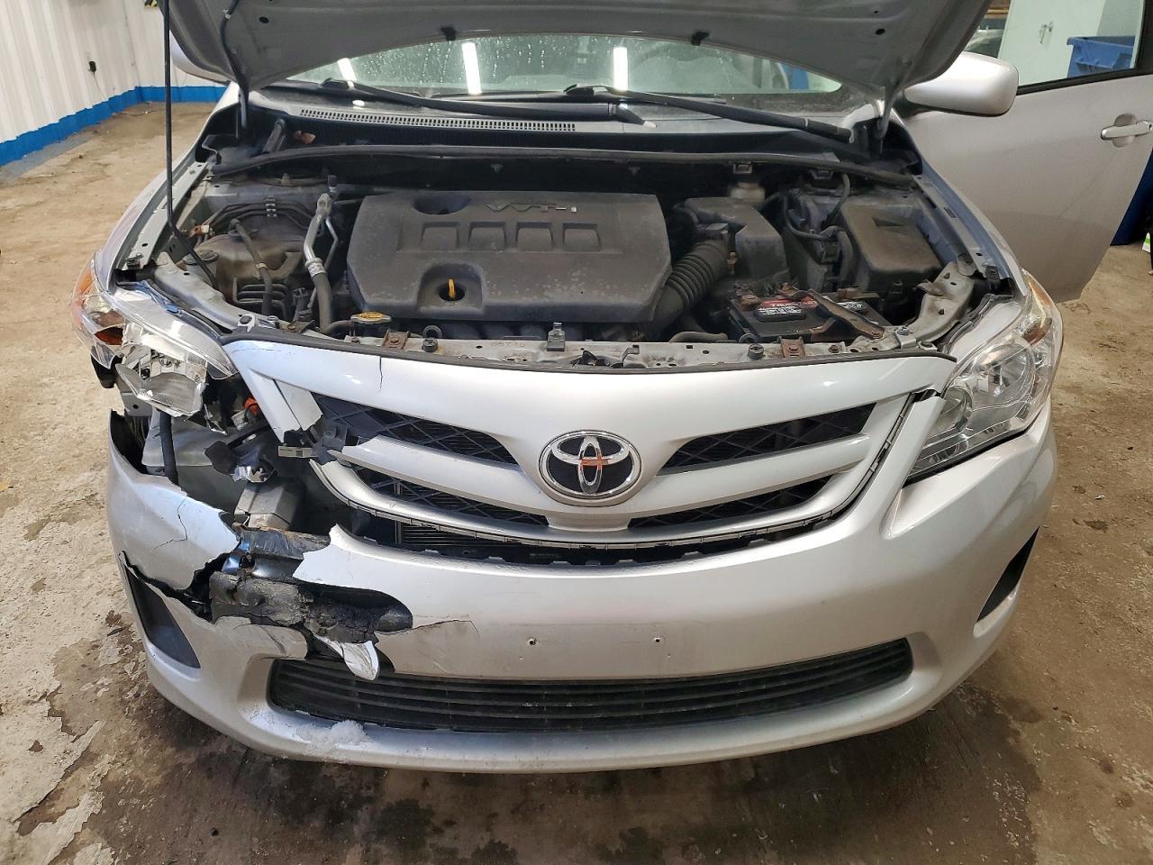 2011 TOYOTA COROLLA