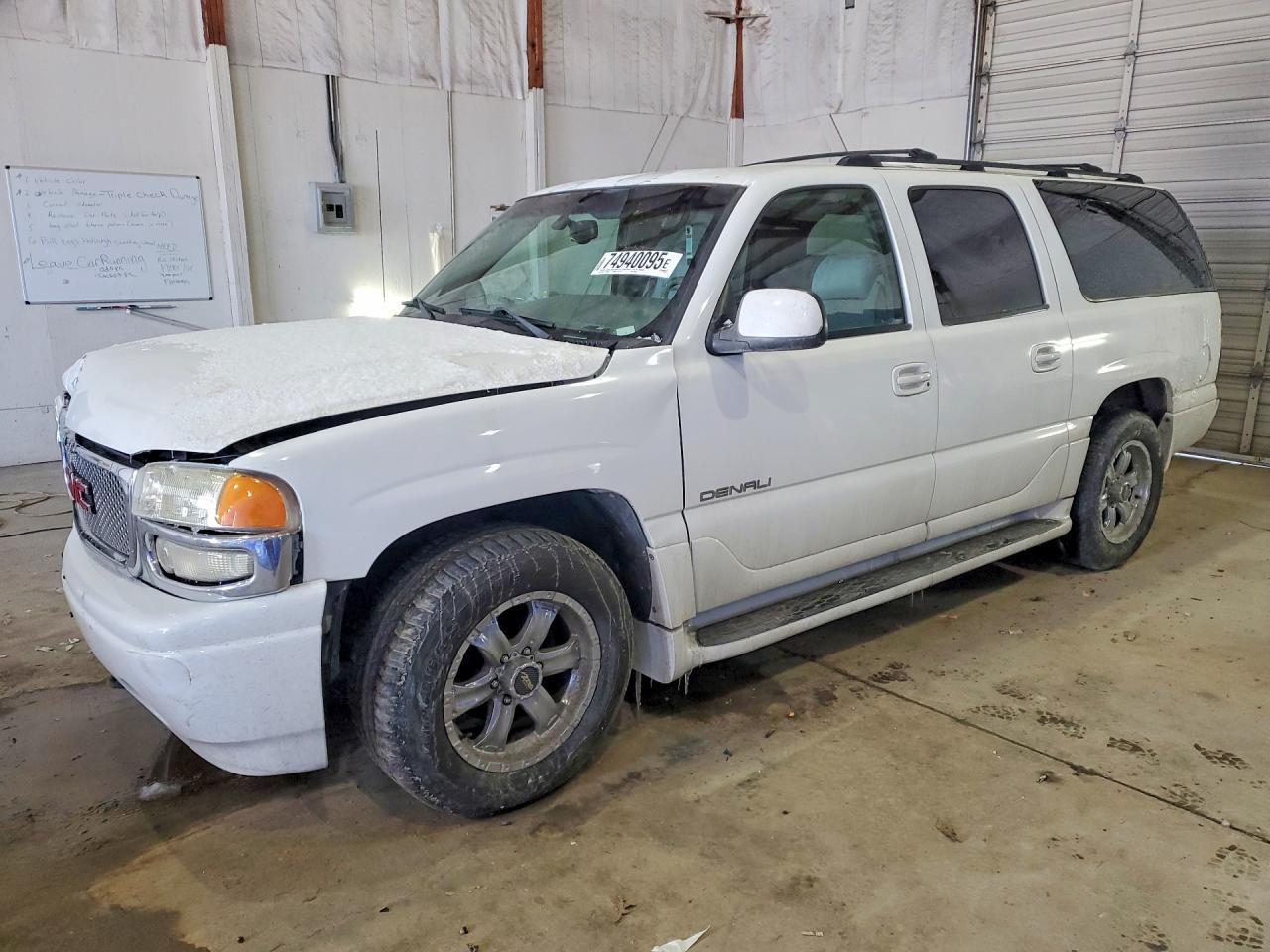 2001 GMC Denali
