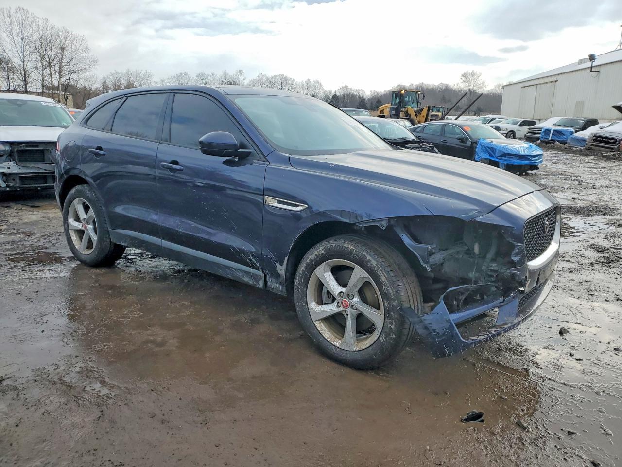 2017 JAGUAR F-Pace