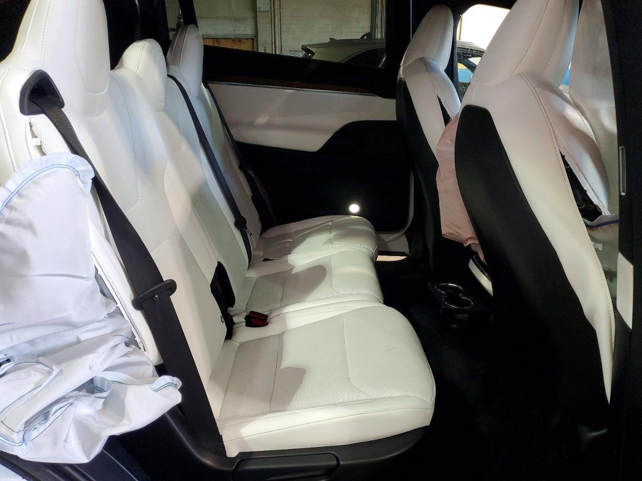 2023 TESLA MODEL X