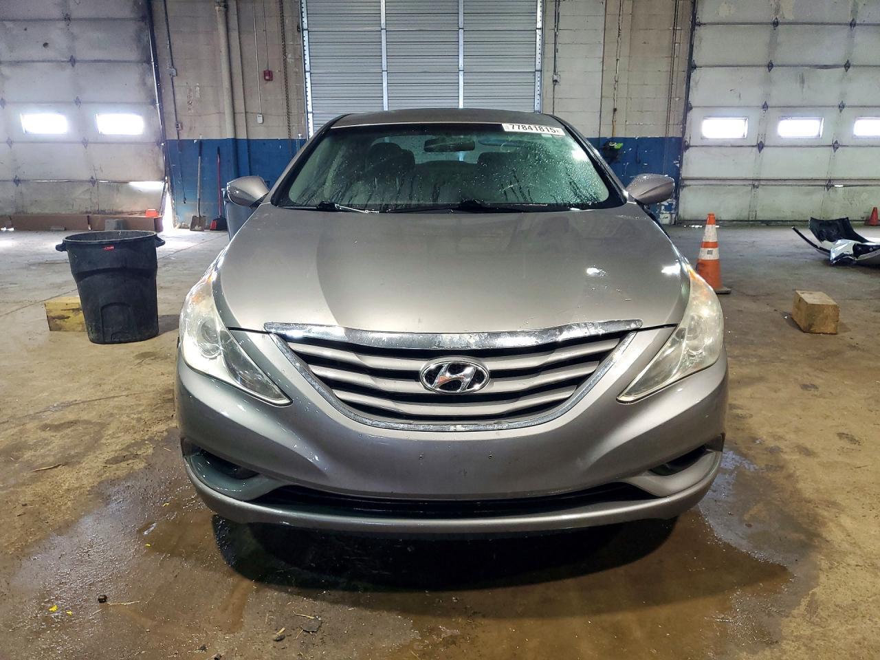 2011 HYUNDAI SONATA