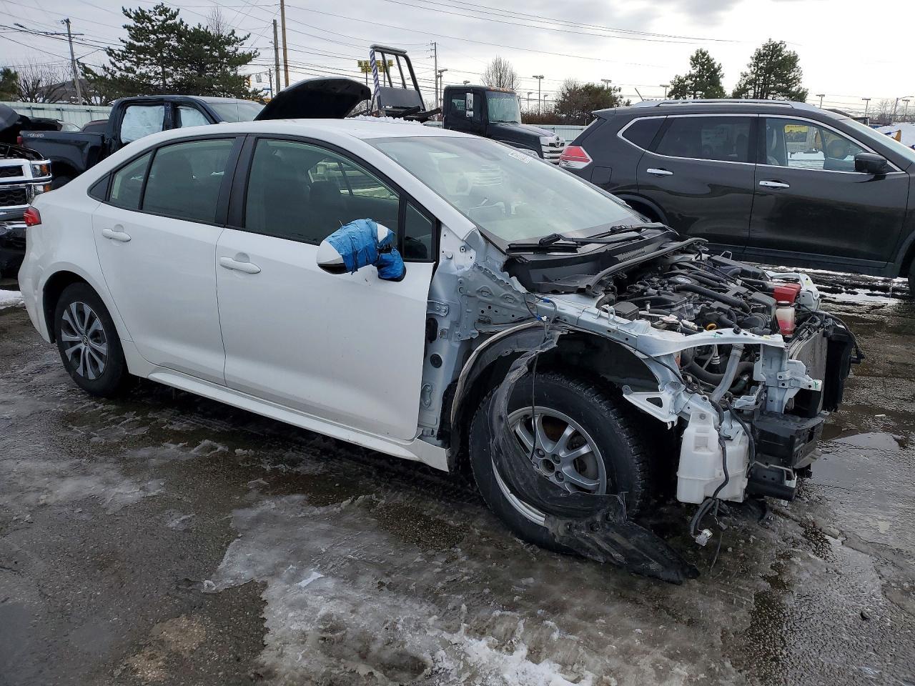 2021 TOYOTA COROLLA