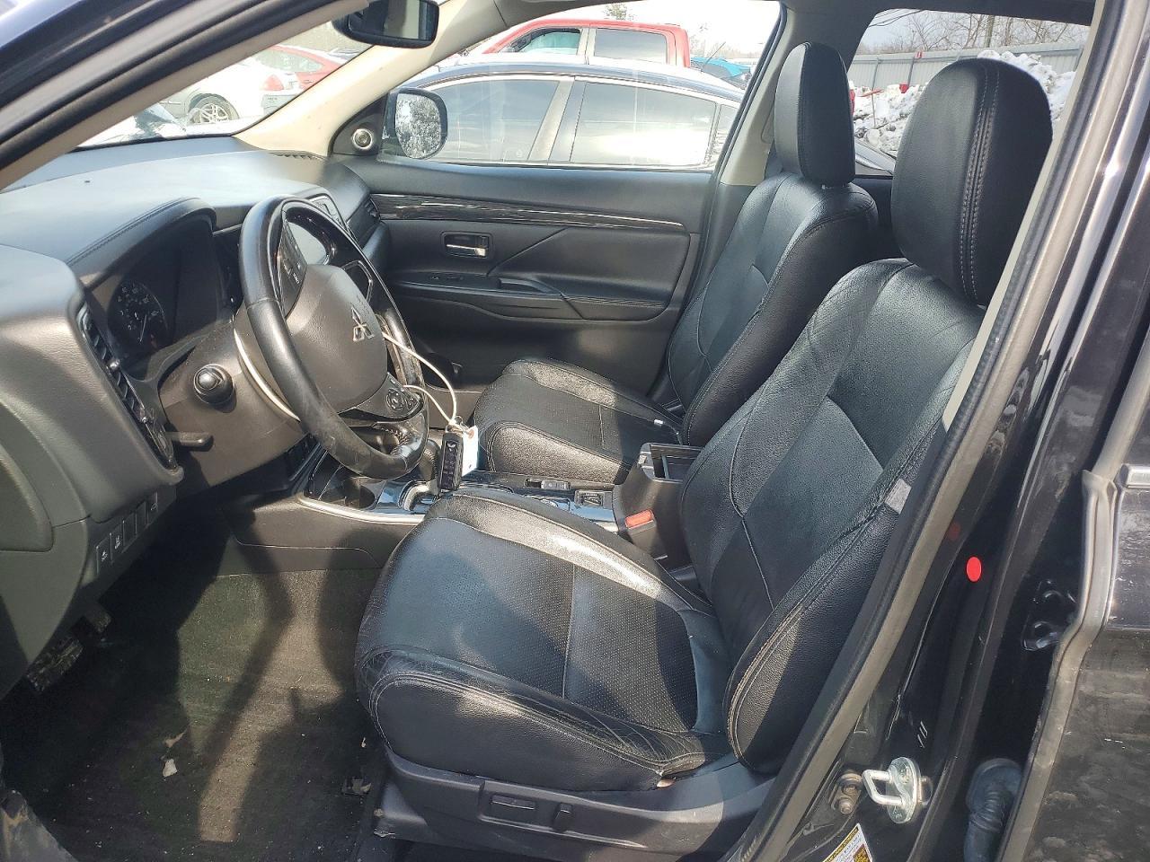 2018 MITSUBISHI outlander