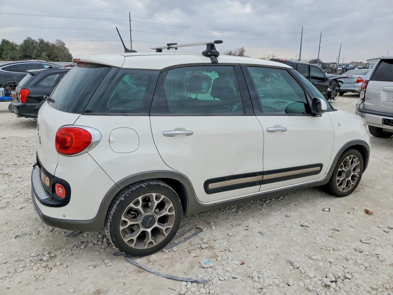 2014 FIAT 500L
