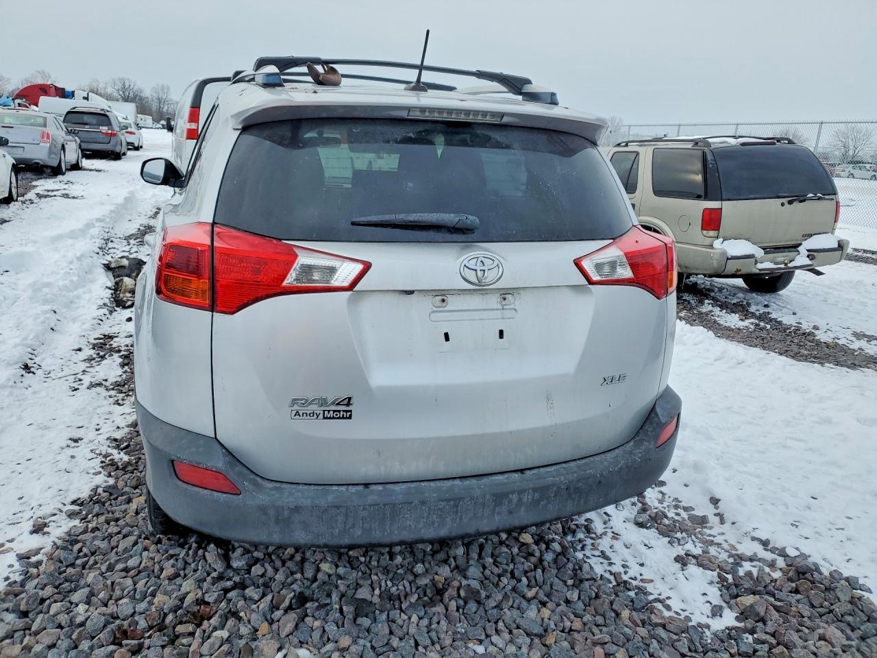 2015 TOYOTA RAV4